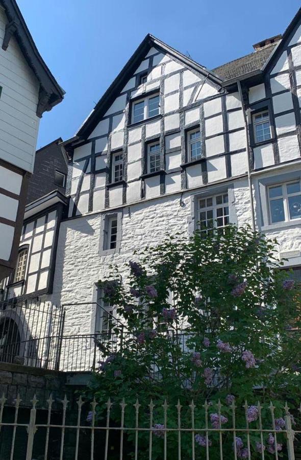 Manoir -1654- Historisch Schlafen In Monschaus Altstadt Ngoại thất bức ảnh