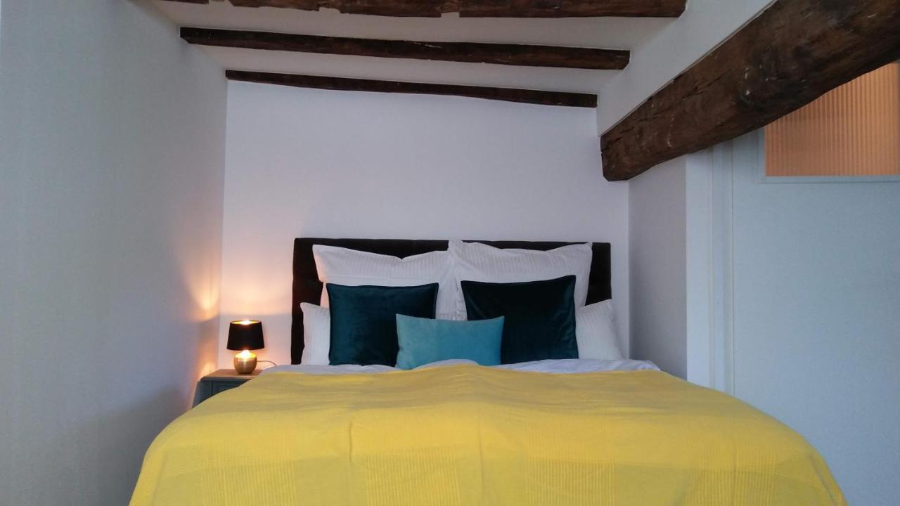 Manoir -1654- Historisch Schlafen In Monschaus Altstadt Ngoại thất bức ảnh