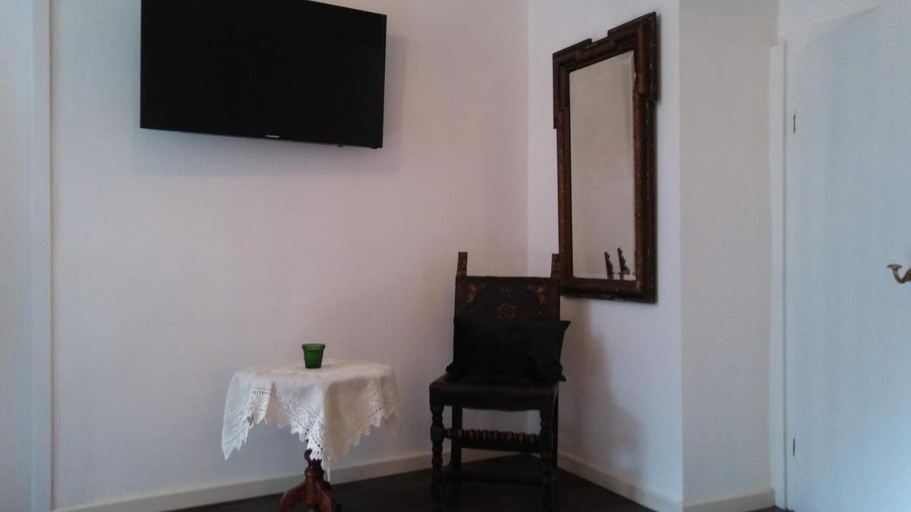 Manoir -1654- Historisch Schlafen In Monschaus Altstadt Ngoại thất bức ảnh